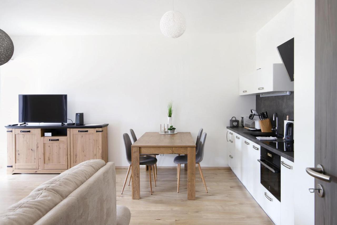 Mountain Apartments Klinovec Hexagon โลชนา โปด กลิโนฟเซม ภายนอก รูปภาพ