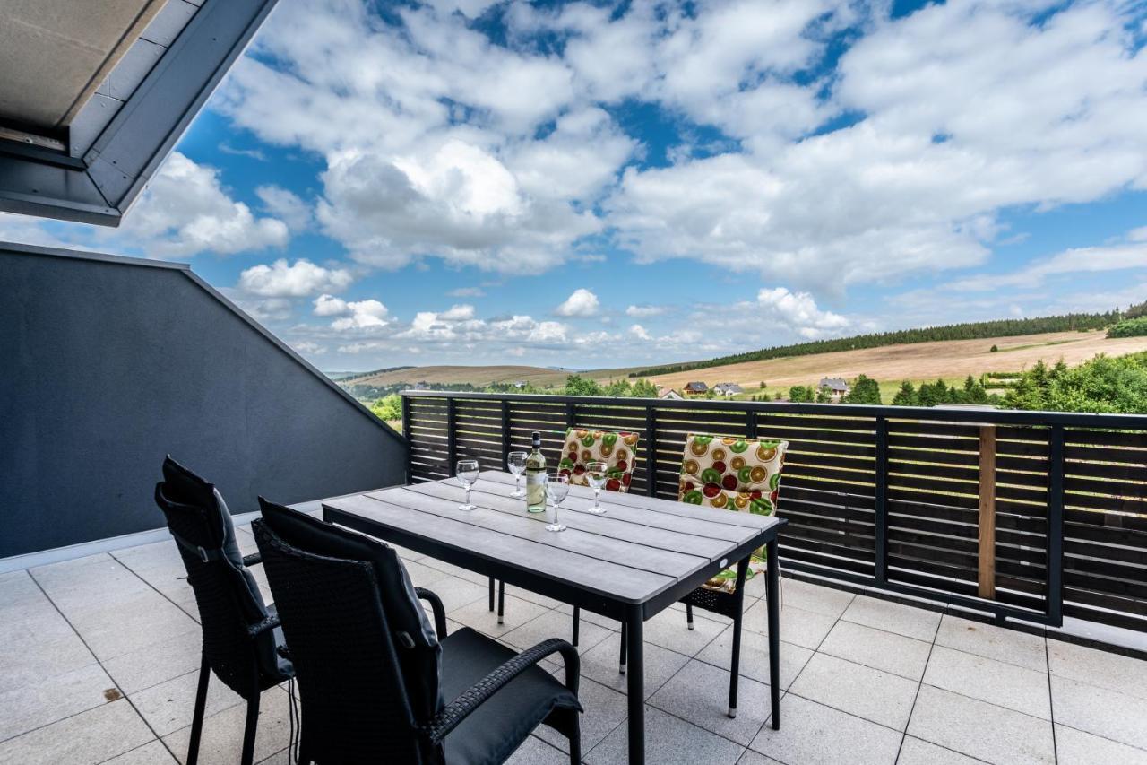 Mountain Apartments Klinovec Hexagon โลชนา โปด กลิโนฟเซม ภายนอก รูปภาพ