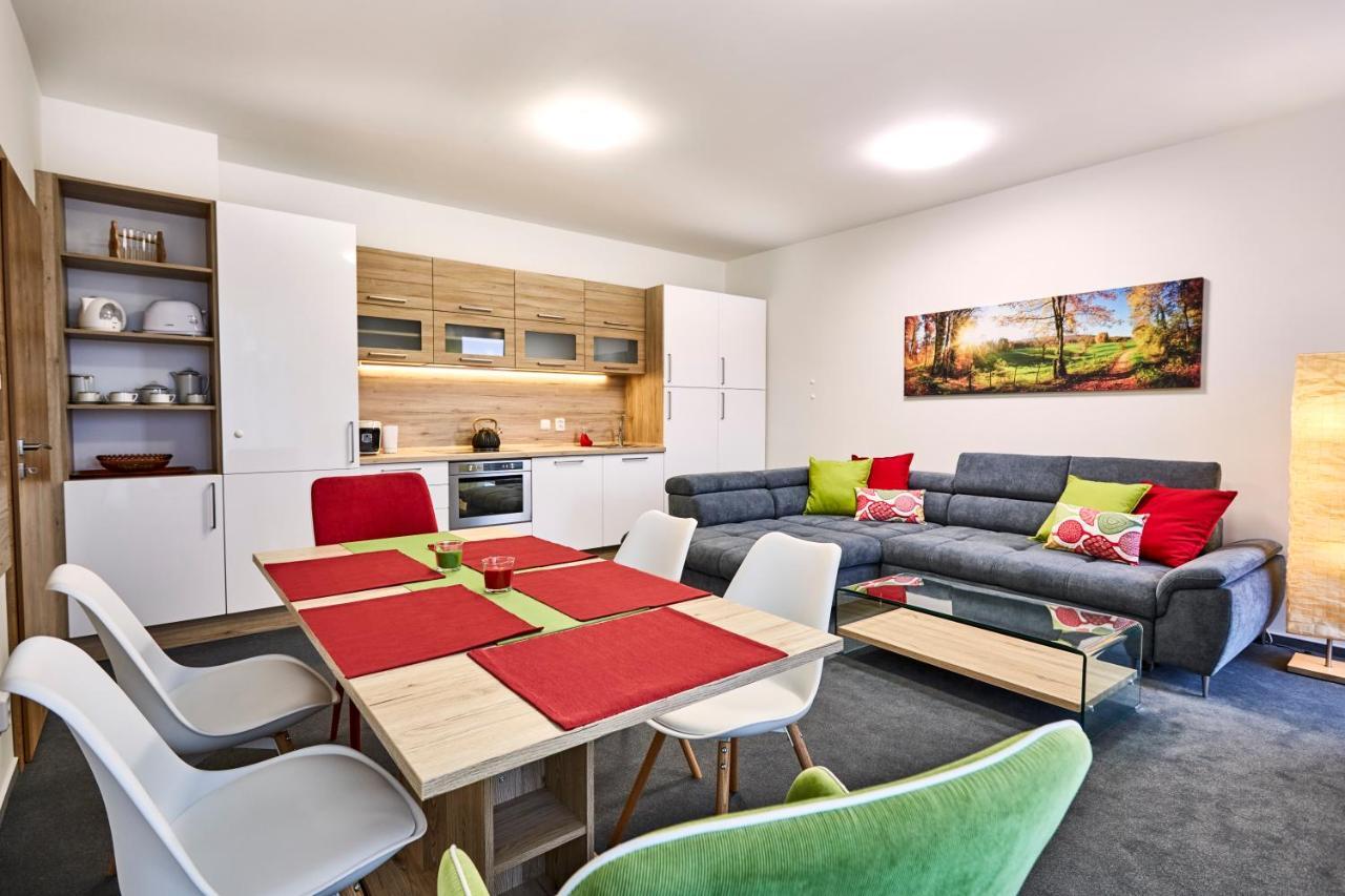 Mountain Apartments Klinovec Hexagon โลชนา โปด กลิโนฟเซม ภายนอก รูปภาพ